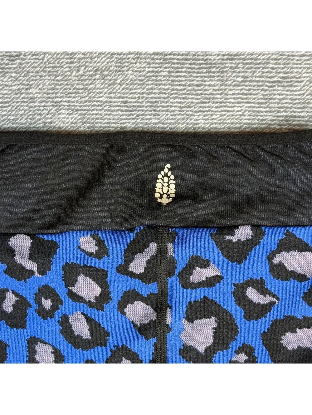 Free People FP Movement Blue Leopard Seamless High Rise Bike Shorts XS